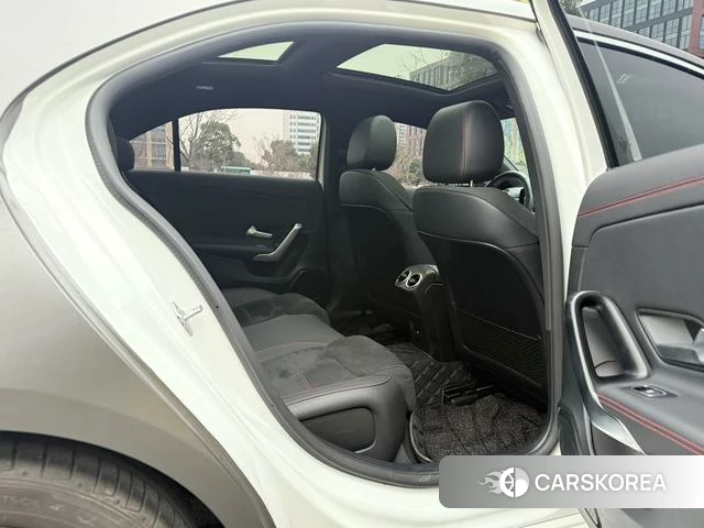 Mercedes-Benz Class A 2023 Темно-серый из Китая, фото 6