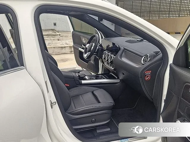 Mercedes-Benz EQA H243 2022 Жемчужный цвет из Кореи, фото 6