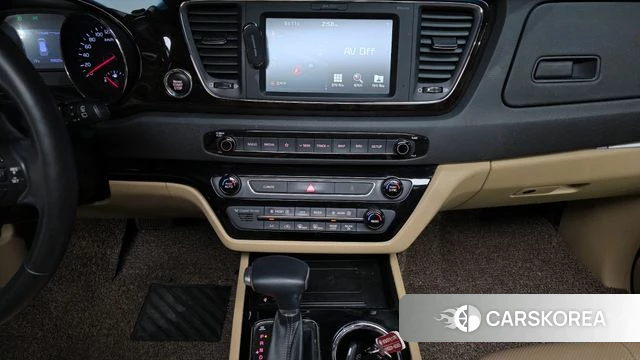 Kia The New Carnival 2019 Белый из Кореи, фото 6