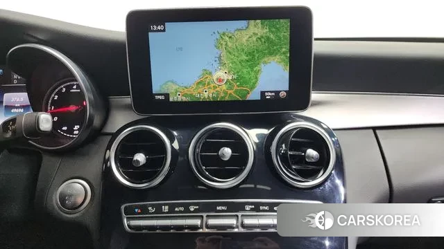 Mercedes-Benz C-Class W205 2018 Белый из Кореи, фото 6