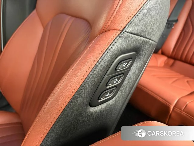 Kia The New K5 Hybrid 3rd generation 2025 Белый из Кореи, фото 6