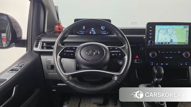 Hyundai Staria 2022 Серебристо-серый из Кореи, фото 6