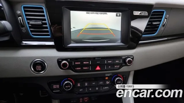 Kia Niro 2018 Синий из Кореи, фото 6