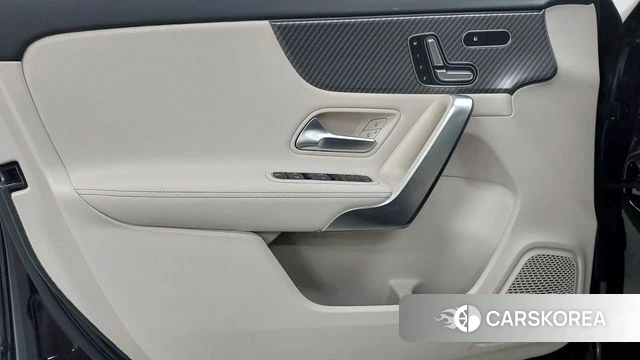 Mercedes-Benz A-Class W177 2025 Черный из Кореи, фото 6