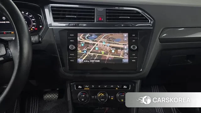 Volkswagen Tiguan second Generation 2020 Черный из Кореи, фото 6