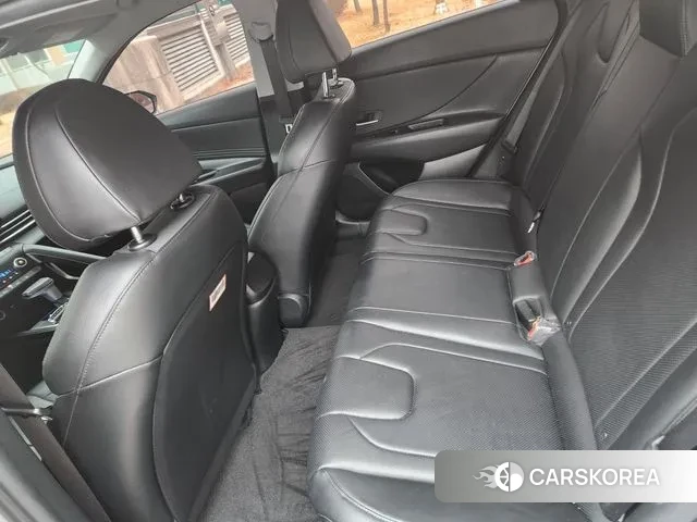 Hyundai Avante (CN7) 2022 Серебристо-серый из Кореи, фото 6