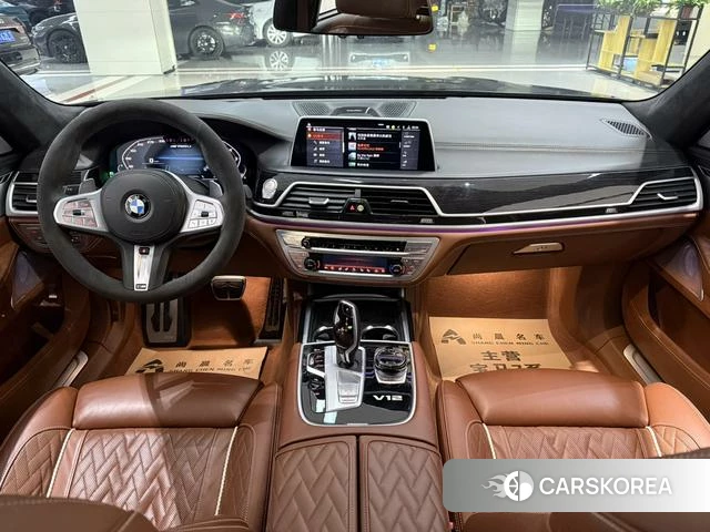BMW 7 series 2020 Темно-серый из Китая, фото 6