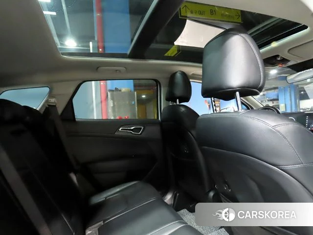 Kia Sportage 5th Generation 2022 Белый из Кореи, фото 6