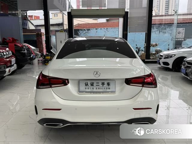 Mercedes-Benz Class A 2021 Белый из Китая, фото 6