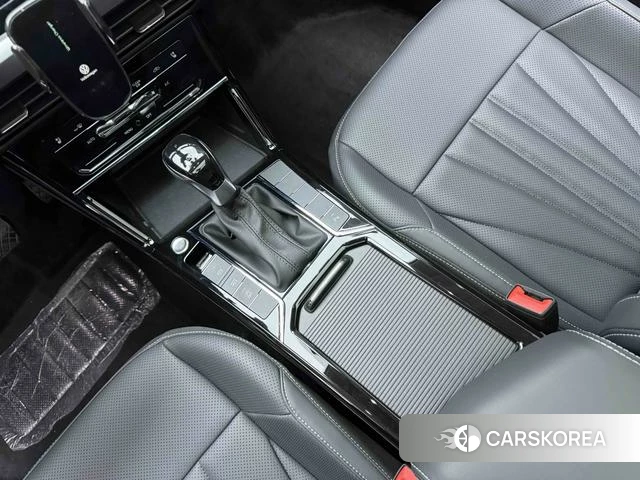 Volkswagen Passat 2025 Черный из Китая, фото 6