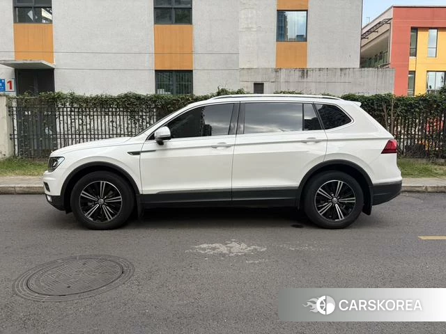 Volkswagen Tiguan L 2019 Белый из Китая, фото 6