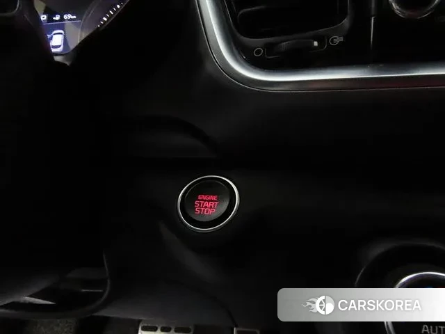 Kia Stonic 2020 Белый из Кореи, фото 6