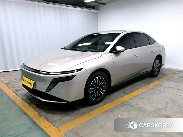 Nissan N6 2026 Желтый из Китая, фото 6