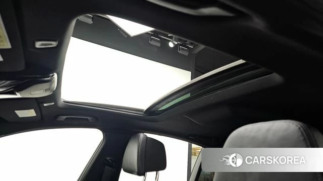 BMW 5 Series (G30) 2018 Белый из Кореи, фото 6