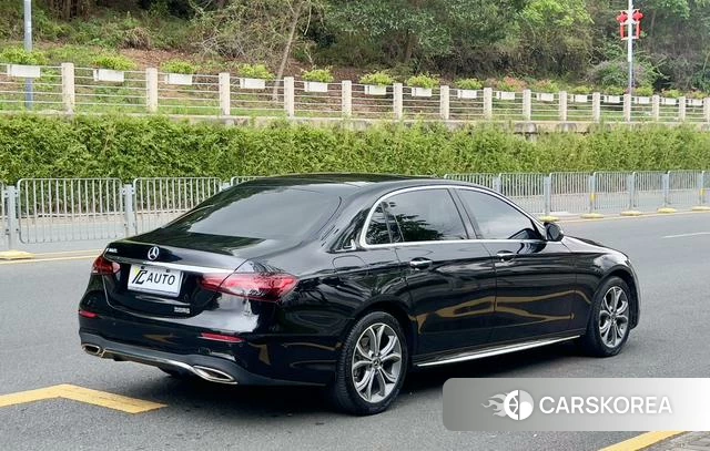 Mercedes-Benz E-class id 4222160 из Китая 6