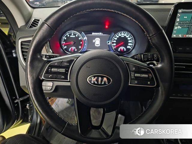 Kia Seltos 2020 Серый из Кореи, фото 6