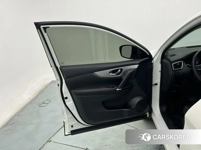 Nissan Qashqai 2022 Белый из Китая, фото 6