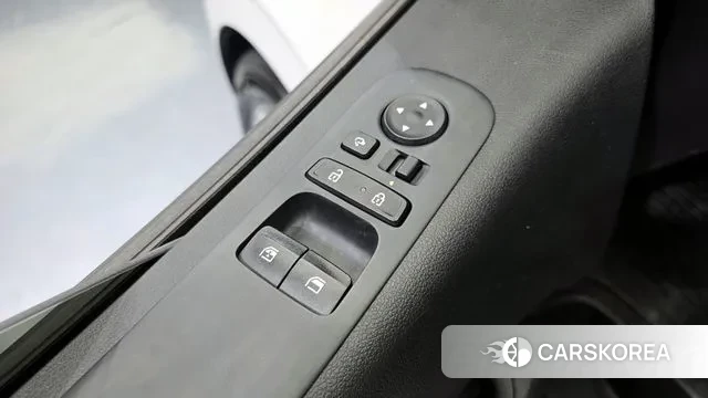 Hyundai Staria 2021 Белый из Кореи, фото 6