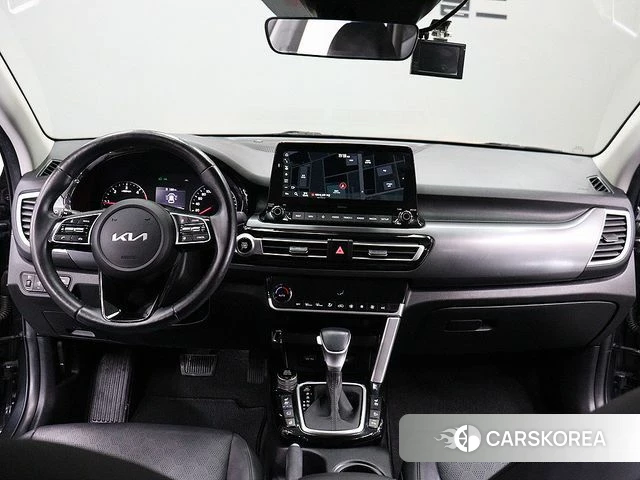 Kia Seltos 2021 Серый из Кореи, фото 6