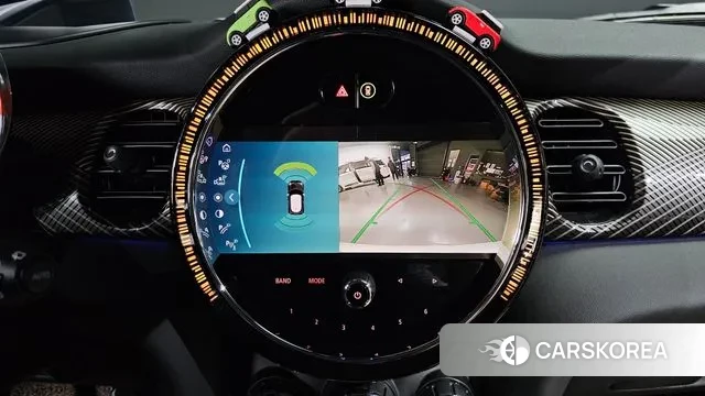 Mini Cooper Electric 2023 Белый из Кореи, фото 6