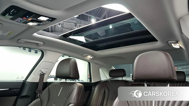 Hyundai Grandeur Hybrid (GN7) 2023 Серебристо-серый из Кореи, фото 6