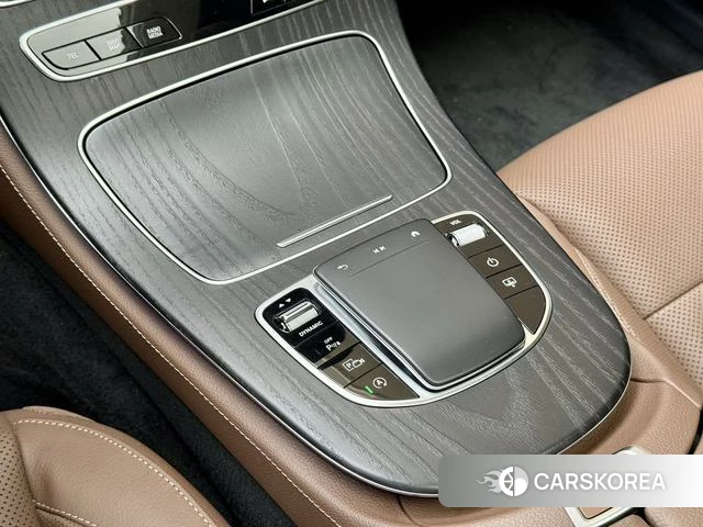 Mercedes-Benz E-class 2021 Черный из Китая, фото 6