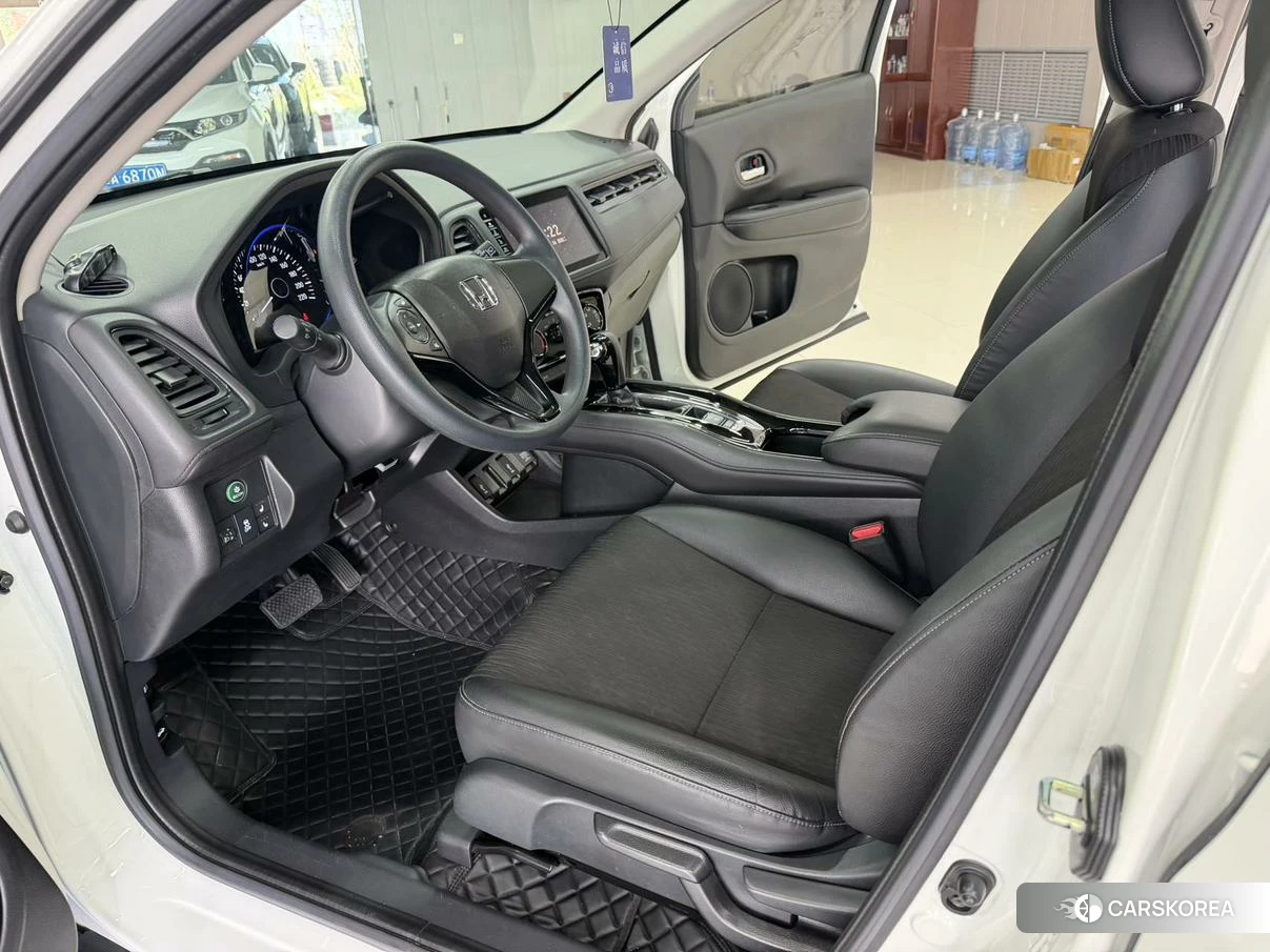 Honda Vezel 2021 Белый из Китая, фото 6