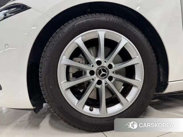 Mercedes-Benz A-Class W177 2020 Белый из Кореи, фото 6