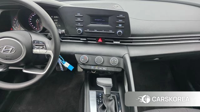 Hyundai Avante (CN7) 2021 Серебристо-серый из Кореи, фото 6