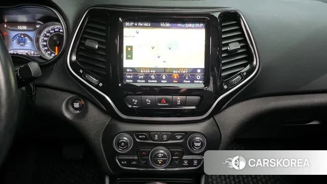 Jeep Cherokee (KL) 2021 Серебристо-серый из Кореи, фото 6