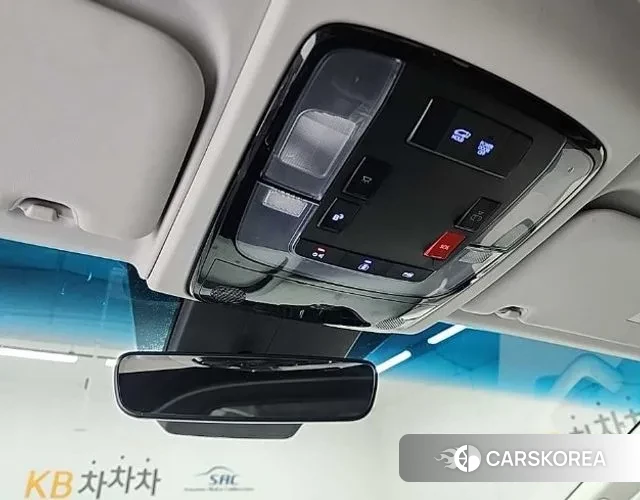 Hyundai Staria 2022 Серебряный из Кореи, фото 6