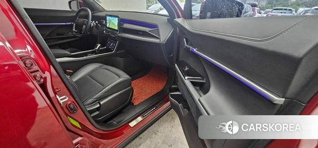 Ssangyong Torres 2023 Красный из Кореи, фото 6
