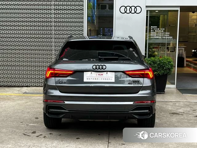 Audi Q3 2021 Темно-серый из Китая, фото 6