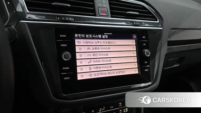 Volkswagen Tiguan second Generation 2022 Белый из Кореи, фото 6