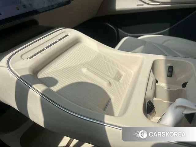 Weilai ET5T 2025 Черный из Китая, фото 6