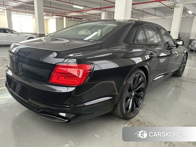 Bentley Flying Spur PHEV 2026 Черный из Китая, фото 6