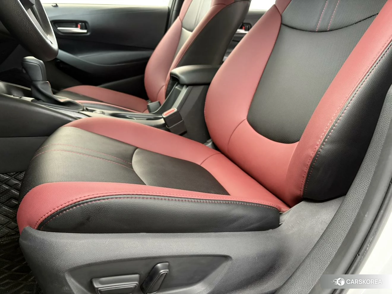 Toyota Corolla 2021 Белый из Китая, фото 6