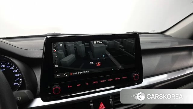 Kia The New K3 2nd generation 2021 Белый из Кореи, фото 6