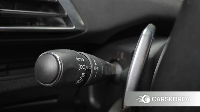 Peugeot 3008 second generation 2018 Белый из Кореи, фото 6