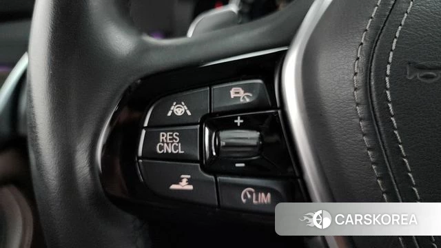 BMW 5 Series (G30) 2018 Серый из Кореи, фото 6