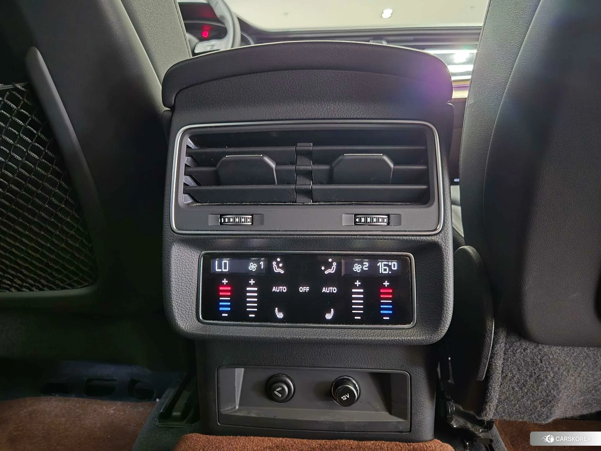 Audi Q7 2023 Черный из Китая, фото 6