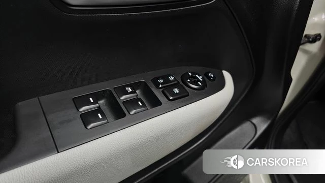 Kia The New Kia Ray EV 2023 Жемчужный цвет из Кореи, фото 6