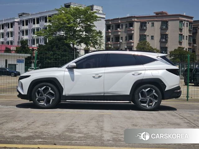 Hyundai Tucson 2023 Белый из Китая, фото 6