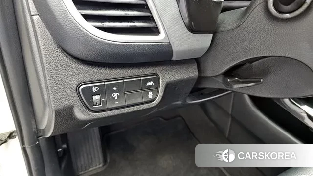 Kia Seltos 2022 Белый из Кореи, фото 6