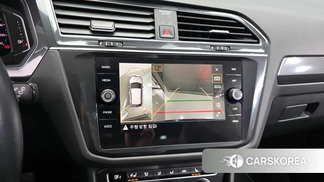 Volkswagen Tiguan Allspace 2020 Черный из Кореи, фото 6