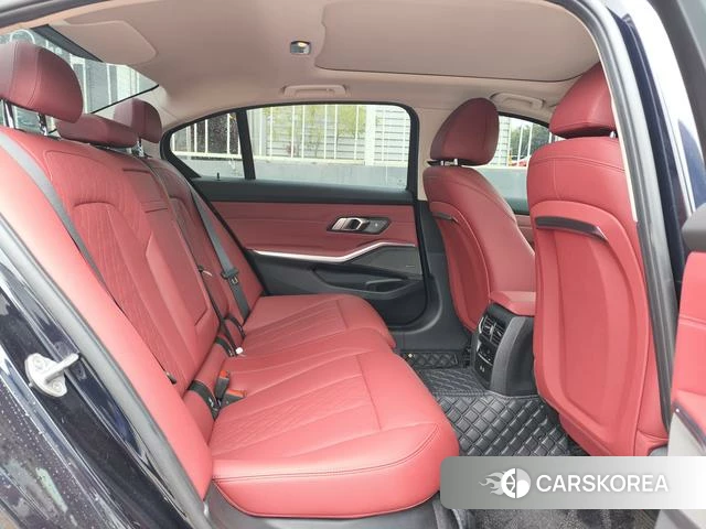 BMW 3 series 2025 Черный из Китая, фото 6