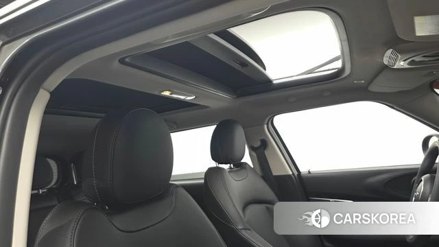 Mini Cooper D Clubman 2020 Черный из Кореи, фото 6