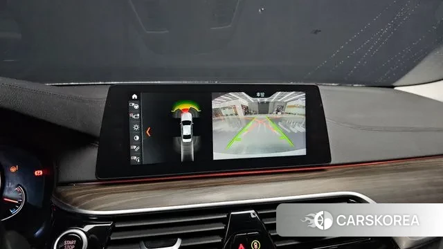 BMW 5 Series (G30) 2018 Белый из Кореи, фото 6