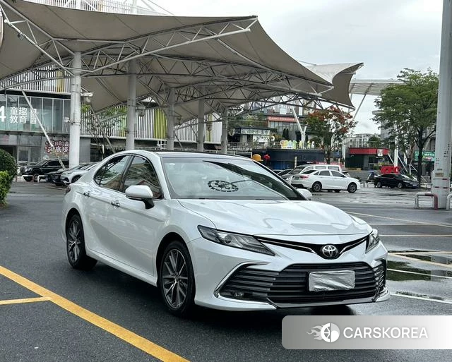 Toyota Camry 2022 Белый из Китая, фото 6