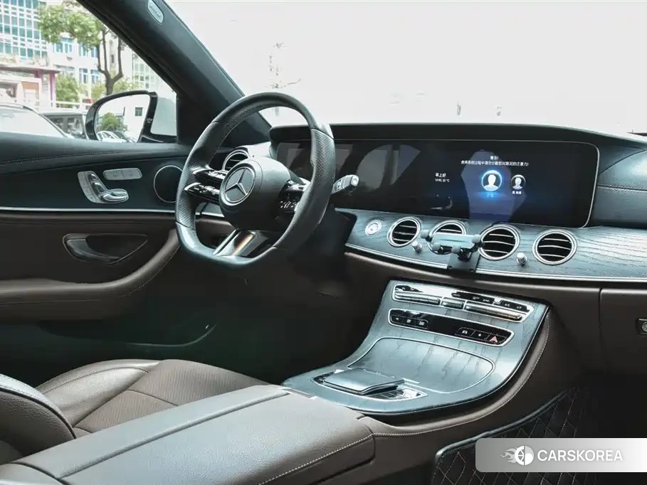 Mercedes-Benz E-Class 2022 Белый из Китая, фото 6
